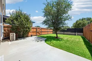 1325 Summerset Ln, Burleson, TX 76028 - Photo 27