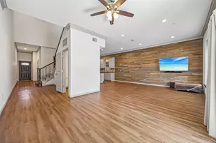 1325 Summerset Ln, Burleson, TX 76028 - Photo 3