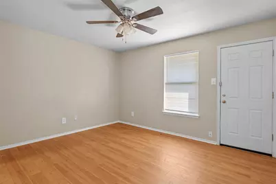 2549 E Renfro Street, Burleson, TX 76028 - Photo 5