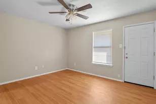 2549 E Renfro St, Burleson, TX 76028 - Photo 5