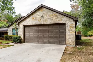 816 Elmo Dr, Seagoville, TX 75159 - Photo 3