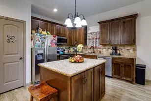 816 Elmo Dr, Seagoville, TX 75159 - Photo 9