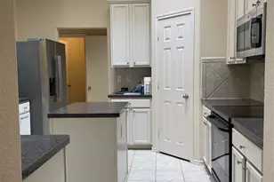 716 Mistymoor Ln, Fort Worth, TX 76052 - Photo 33