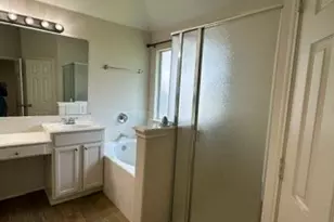 716 Mistymoor Ln, Fort Worth, TX 76052 - Photo 25