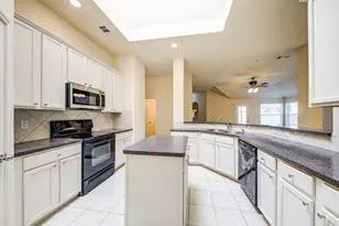 716 Mistymoor Ln, Fort Worth, TX 76052 - Photo 9