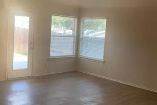 716 Mistymoor Ln, Fort Worth, TX 76052 - Photo 9