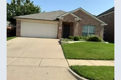 716 Mistymoor Lane, Fort Worth, TX 76052 - Photo 3