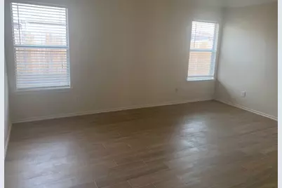 716 Mistymoor Lane, Fort Worth, TX 76052 - Photo 15