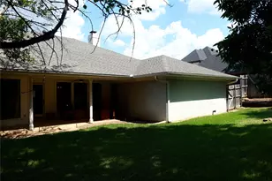 1804 High Vista Ct, Fort Worth, TX 76112 - Photo 23