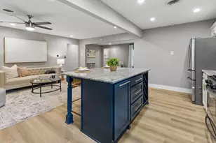10647 Chesterton Dr, Dallas, TX 75238 - Photo 13