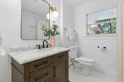10647 Chesterton Drive, Dallas, TX 75238 - Photo 23
