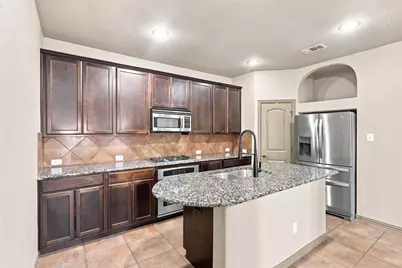 6918 Nava, Grand Prairie, TX 75054 - Photo 9
