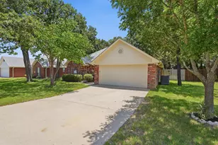 1834 Rayna Dr, Weatherford, TX 76086 - Photo 3