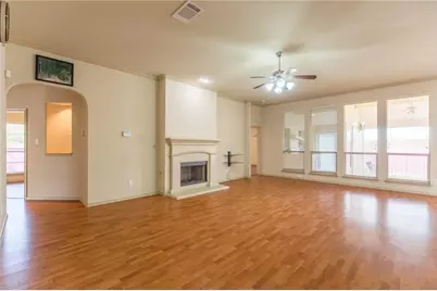 3003 Belmont Court, Irving, TX 75060 - Photo 3