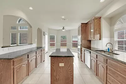 10438 Coach House Lane, Frisco, TX 75035 - Photo 15