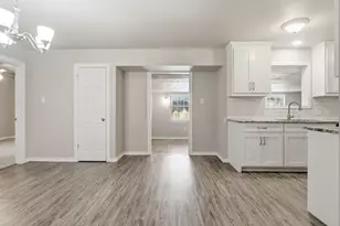 504 Irene St, Burleson, TX 76028 - Photo 7