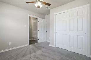 504 Irene St, Burleson, TX 76028 - Photo 15