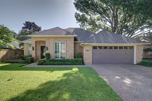 4925 Courtside Dr, Fort Worth, TX 76133 - Photo 1
