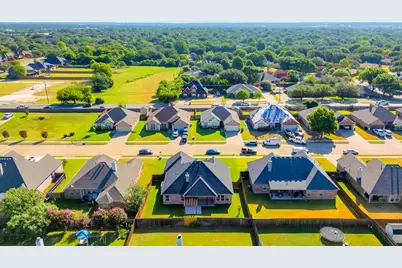 808 Chestnut Grove Drive, Cleburne, TX 76033 - Photo 35