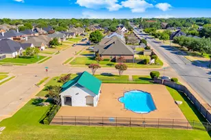 808 Chestnut Grove Dr, Cleburne, TX 76033 - Photo 37