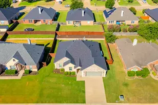 808 Chestnut Grove Dr, Cleburne, TX 76033 - Photo 29