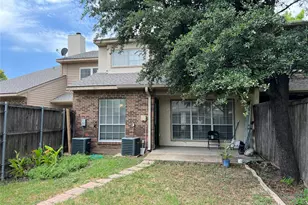 12828 Woodbend Ct, Dallas, TX 75243 - Photo 5