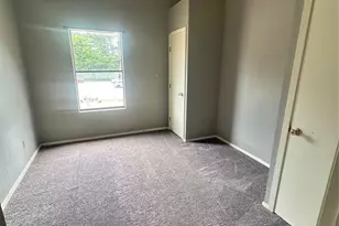 3211 Pearl St, Nacogdoches, TX 75965 - Photo 9