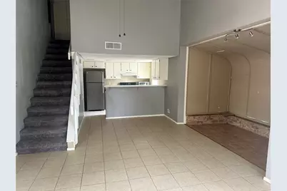 3211 Pearl Street #304, Nacogdoches, TX 75965 - Photo 1
