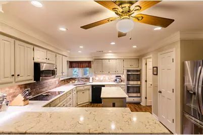 4009 Wilshire Court, Plano, TX 75023 - Photo 11
