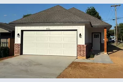 602 N 7th Street, Midlothian, TX 76065 - Photo 1