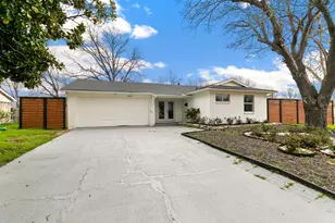 602 Lawson Dr, Garland, TX 75042 - Photo 3