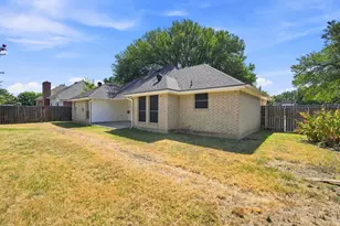 907 Red Oak Dr, Mansfield, TX 76063 - Photo 21