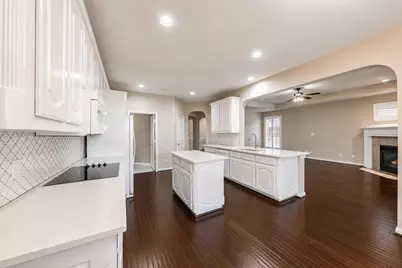 113 Woodland Cove, Coppell, TX 75019 - Photo 13