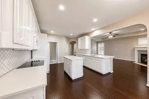113 Woodland Cove, Coppell, TX 75019 - Photo 13