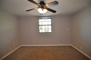 1805 Sharon Dr, Corinth, TX 76210 - Photo 17