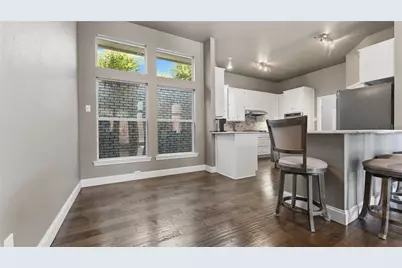 1012 Murl Drive, Irving, TX 75062 - Photo 11