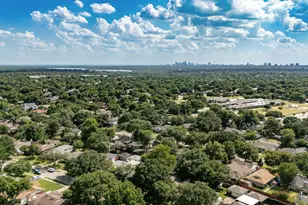 9639 Leaside Dr, Dallas, TX 75238 - Photo 33