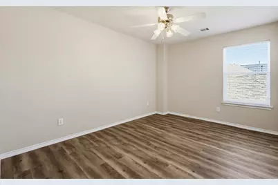 3203 Guadaloupe, Grand Prairie, TX 75054 - Photo 15