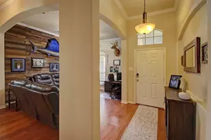 108 Champions Way, Azle, TX 76020 - Photo 5