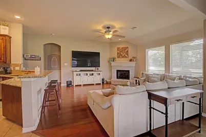 108 Champions Way, Azle, TX 76020 - Photo 11