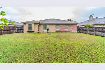 421 Oxford Street, Burleson, TX 76028 - Photo 21