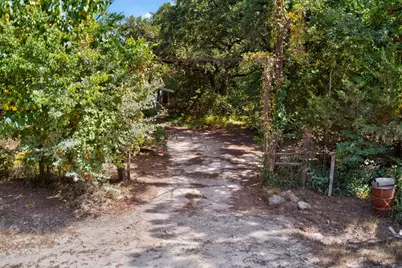 14266 Hickory Tree Lane, Wills Point, TX 75169 - Photo 15