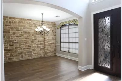 2417 Laguna Lane, Arlington, TX 76012 - Photo 5