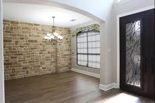 2417 Laguna Ln, Arlington, TX 76012 - Photo 5