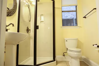 2417 Laguna Lane, Arlington, TX 76012 - Photo 23