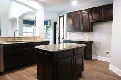 2417 Laguna Lane, Arlington, TX 76012 - Photo 13