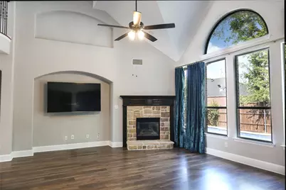 2417 Laguna Lane, Arlington, TX 76012 - Photo 11