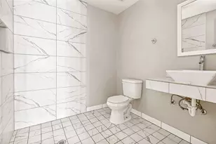 735 W 10th St, Dallas, TX 75208 - Photo 7