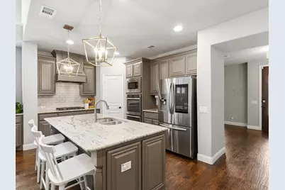 100 Griffith Court, Euless, TX 76039 - Photo 9