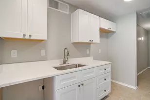 7805 Evening Star Dr, Fort Worth, TX 76133 - Photo 9